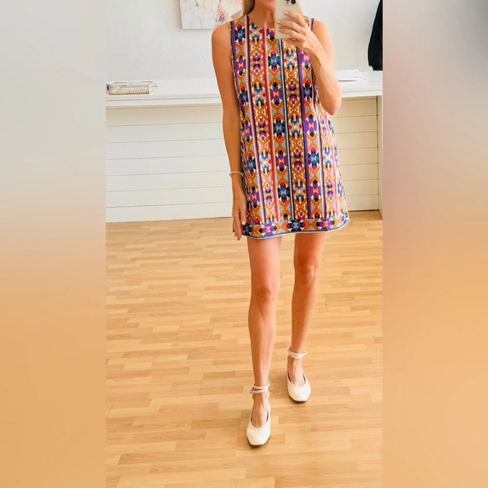 Dress - Picture 1 of 3